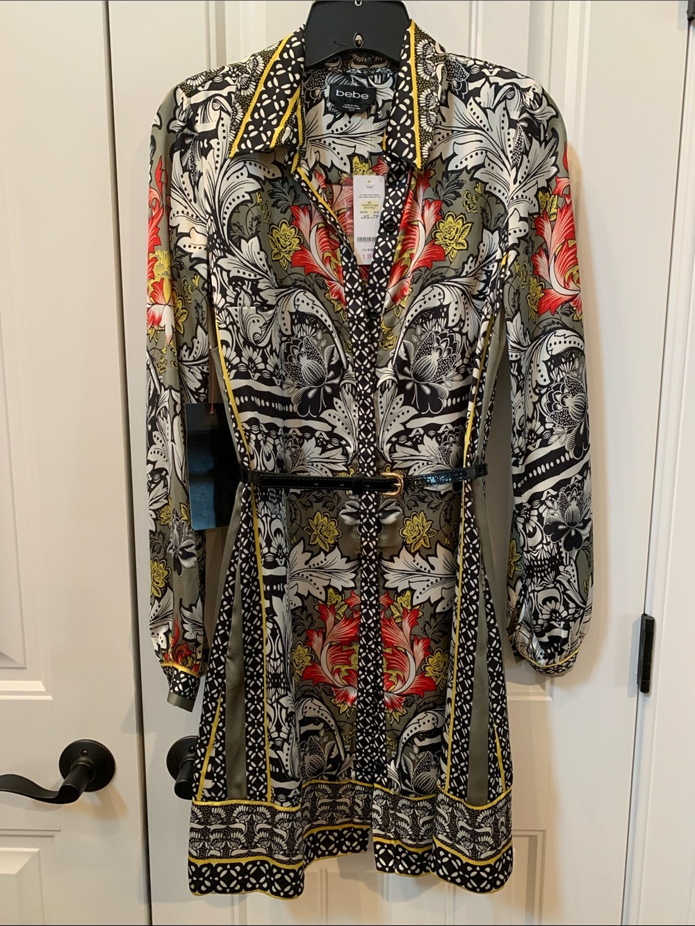 bebe Clara L/S Print Shirt Dress Floral Mini Dress Black & Red XS